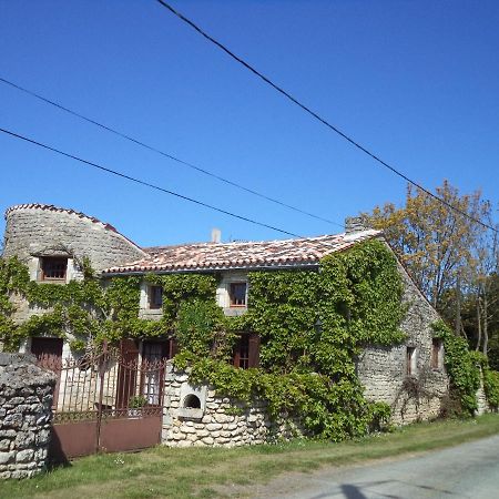 Traditional Charentais Cottage In Countryside 25 Minutes From Royan Balanzac Exterior photo
