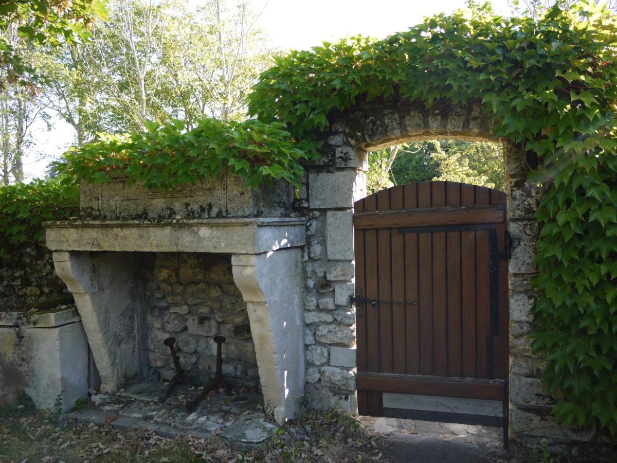 Traditional Charentais Cottage In Countryside 25 Minutes From Royan Balanzac Exterior photo